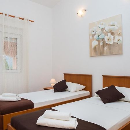 Apartments Slavka Рогозниця Екстер'єр фото