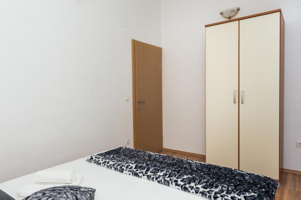 Apartments Slavka Рогозниця Екстер'єр фото