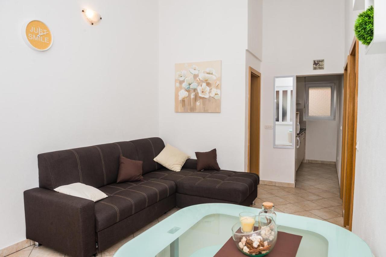 Apartments Slavka Рогозниця Екстер'єр фото