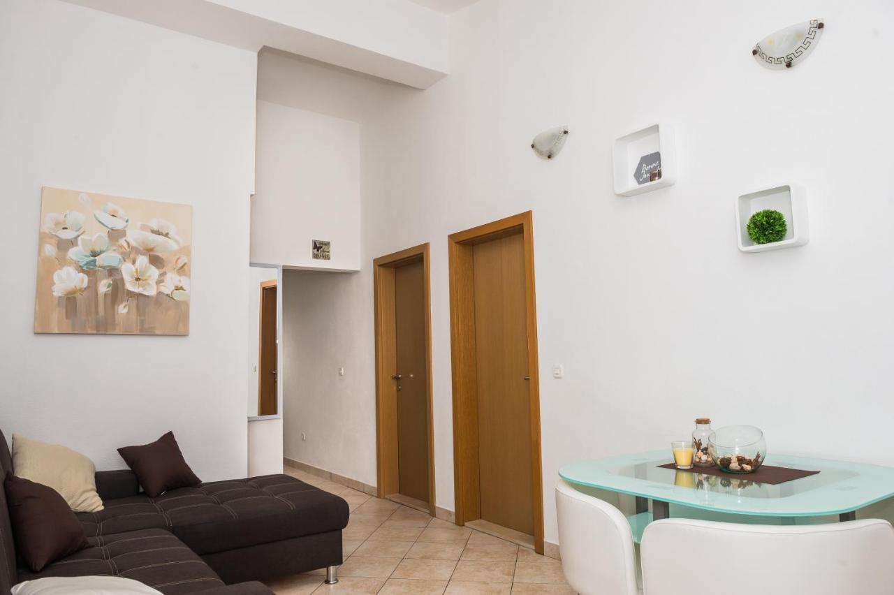 Apartments Slavka Рогозниця Екстер'єр фото