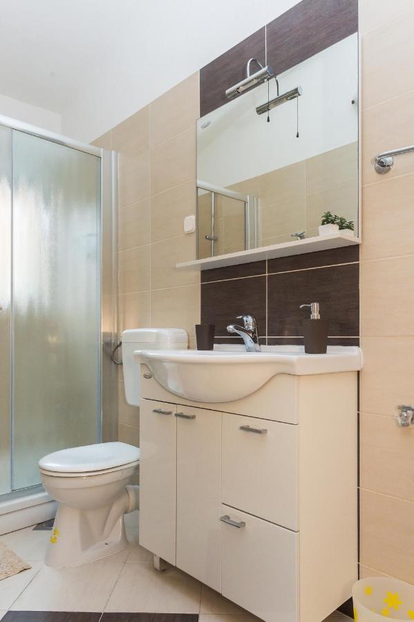 Apartments Slavka Рогозниця Екстер'єр фото