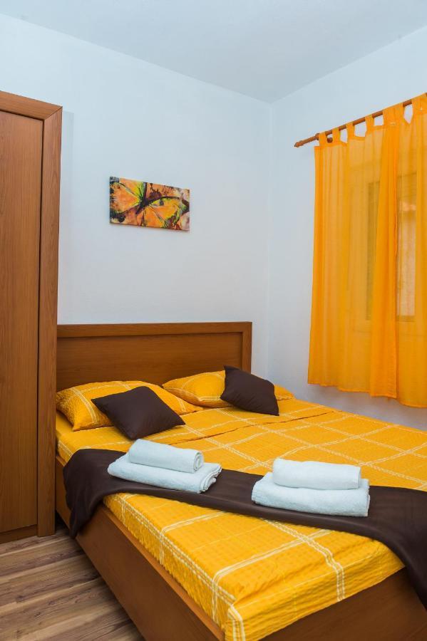 Apartments Slavka Рогозниця Екстер'єр фото